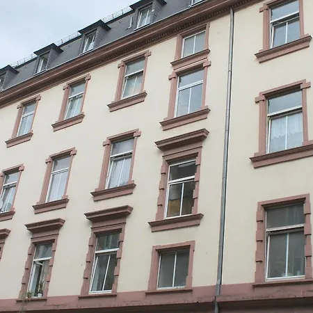 Freddapp One Hotel